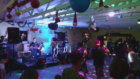 Camping Plage Bernard - soirées animées danse